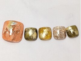 【初回オフ無料】紅葉ネイル