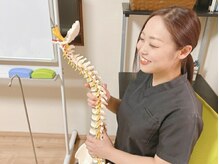 カイロプラクティック よつはの雰囲気（お身体のお悩みを改善するために丁寧に説明させていただきます◎）