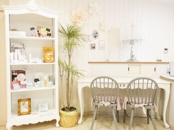サロン ミオツクシ(SALON MIOTSUKUSHI)/