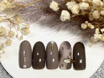 ネイルルームシャイン/