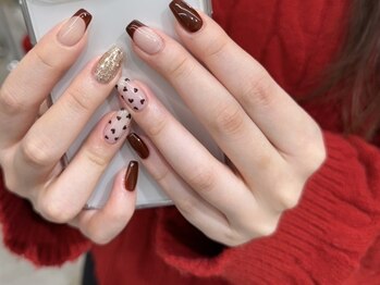 ラクエ(Laque)/ボルドー ハート フレンチネイル