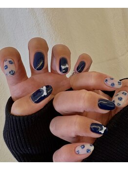 レアレアショップ(le'a le'a _s.)の写真/4週間以内のご来店でジェルオフ代無理♪！持ちの良さも◎お爪のお悩みご相談下さい☆