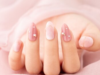 ヴァンネイル(VINGT NAIL nail&eye beauty)/モテニュアンスネイル