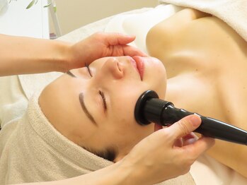 サロン ド シューナ(salon de schoner)/