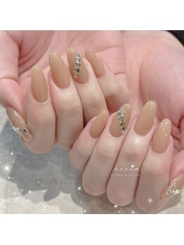 エクラン(ecrin)/ベージュでロングネイル