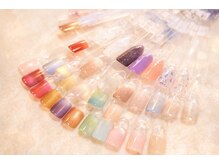 ピーチポットの雰囲気（マグネットネイルは30色以上　毎月新色が入荷オフィスネイルに！）