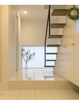 クオラ(Cuora)/サロン内の様子