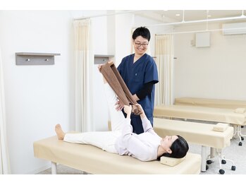 KMS西宮鍼灸整骨院/しっかり丁寧にセルフケア指導！