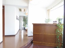 からだとこころ 恵比寿/開放感のある受け付け