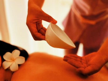 プチボヌール(Petit Bonheur)の写真/【気分によって選べる4種類のアロマ♪】全身アロマトリートメント80分¥9600~至福のご褒美時間をあなたに*