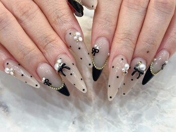 ティンク 関内店(Tink)の写真/【スカルプ・アート10本コース¥17500】華やかな指先を演出♪チビ爪さんの長さ出しや亀裂の補強にも◎