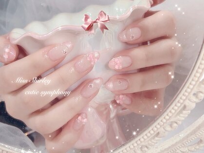 ミス シャーリー(Miss Shirley)の写真