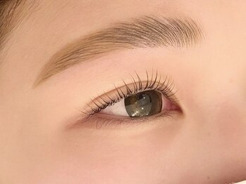 ルカアイラッシュ(ruka eyelash)の写真/《話題のハリウッドブロウリフト取り扱い店☆》初回¥5,500◇1人1人の骨格に合わせた美眉をプロがご提案♪