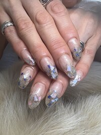 今流行りのシェルとラメのグラデ