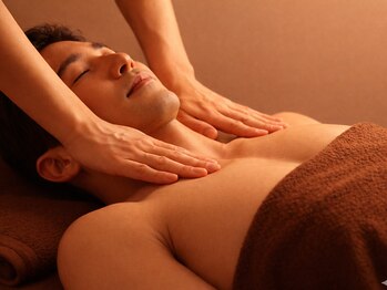 リラクゼーション 心身 上新庄店の写真/男性の方もアロマトリートメントご利用いただけます。力加減の調整も可能◎施術後の爽快感が違う！