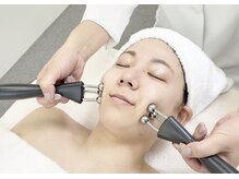 ペルラペティーユ(PERLA PETILLER)/【facial】3D輪郭形成EMS