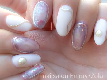 エミーゾラ 所沢(Emmy Zola)/