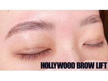 チュチュ(chuchu)/ハリウッドブロウリフト