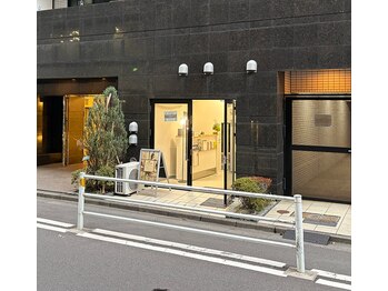 トワニ整体 新富町院(TOWANI整体)の写真/【銀座の隠れ家】完全個室の贅沢空間。誰にも邪魔されず、蓄積した脳疲労とストレスをリセット。