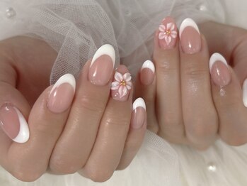 ビルドアップビューティー(Build Up Beauty)/フレンチフラワーネイル