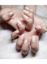 ラグネル(Luxnal)/大人上品ネイル