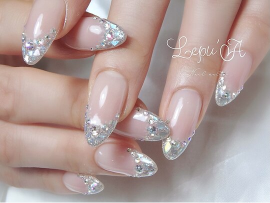 2025年春トレンド】エアブラシのネイルデザイン集｜人気順  