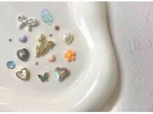 モアナ(MOANA)の雰囲気(パーツたくさんございます♪ワンポイントで一気に華やかに◎)