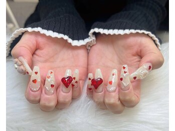 ニエ 新大久保店(Nie)/ハートホロ+大パーツ2つ