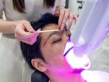 ミダシー 新宿本店の雰囲気（同時施術によって効率的に身だしなみを整えることができます！）