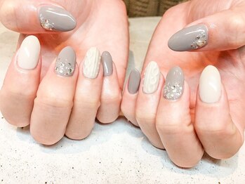 ビューティービースト フォー ネイルアンドアイラッシュ 松浜店(beauty:beast)/ホワイトニットネイル☆