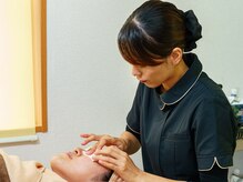 丁寧なカウンセリングと施術で肌質改善☆