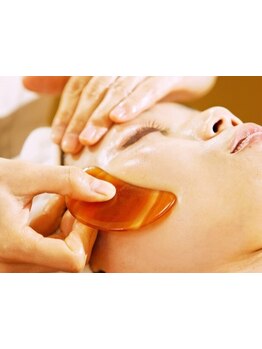 ホウレイ線・たるみ改善！予防ケア