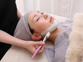 ビビエステティック(vivi_aesthetic)の写真/“クリスティーナアンストレス”は保湿力が桁違い！土台から整えて、潤いのある美肌に仕上げます◇