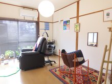 ムーラッシュ(moulash)の雰囲気(暖かな日差しが入り、ここちいい時間で施術を受けて頂けます)