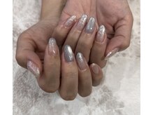 ブライズ(BRISE)/ブルー×ホワイト