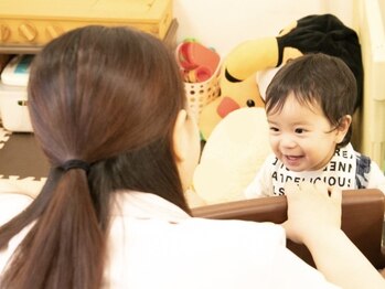 にっしんたろう接骨院 整体院の写真/【お子様も来たくなる接骨院♪】充実したキッズスペースあり◎根本改善を目指すならココ!産後ケアにも♪