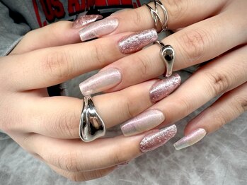 ヌル ネイル 堀江(NURU NAIL HORIE)/アシメピンクワンカラー♪