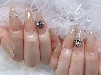 イル 神戸店/ベージュネイル