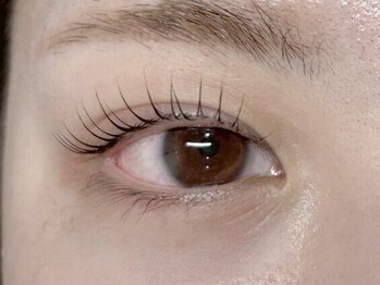 ルアナ(LUANA。)の写真/【まつげパーマ】ロッドの種類豊富/仕上がり/モチの良さに高評価！立ち上げもナチュラルもお任せください☆