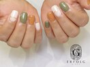 秋色でシンプルおしゃれネイル!