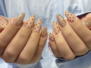スリーク(sleek)/ハートホロドットネイル