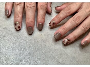 エンジェリック カラーズ(Angelic colors)/秋色マグネットネイル♪