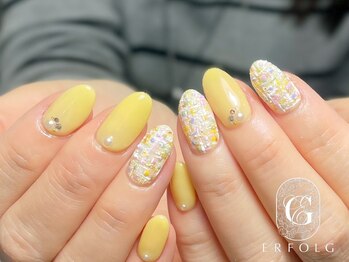 エアフォルク 銀座(ERFOLG)/春のイエローツイードネイル