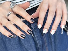 サロンモワ(salon mowa)/black × white