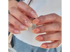 うるうるオレンジネイル
