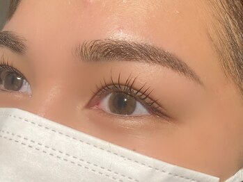 アンネ 梅田 GRACE店(ANNE)/ぱっちりまつ毛とアーチ眉