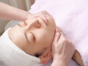 メナードフェイシャルサロン 春日町店/エイジング