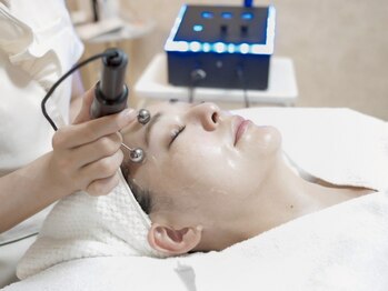 リフテグレース(LIFTE Grace)の写真/【兵庫希少★最新リフトアップ】オーダーメイドで気になるフェイスラインがぎゅん！っとUP◎