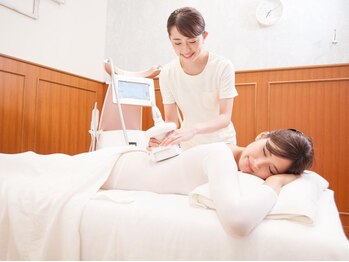 イーズ ミュゼ ららぽーと柏の葉の写真/『スピード痩身★エンダモロジー×強力リンパデトックス体験¥9900』痩せにくい原因の脂肪分解で速攻痩せ！