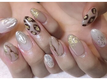 ジェイノヴァール(Jnovart)/